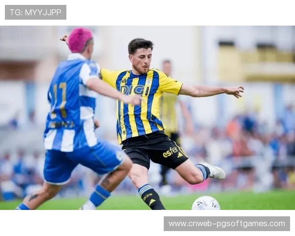 比利亚雷亚尔前锋皮诺脚踝骨折，赛季报销