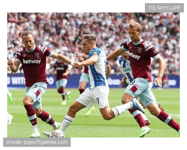 社论:VAR介入“危险抢断”的尺度,是否在削弱英超的对抗传统?